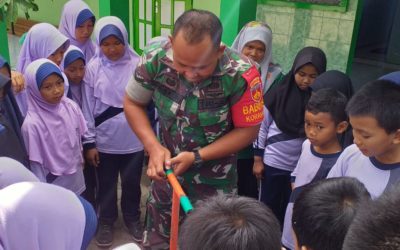 Pembuatan Biopori Bersama Koramil Salam